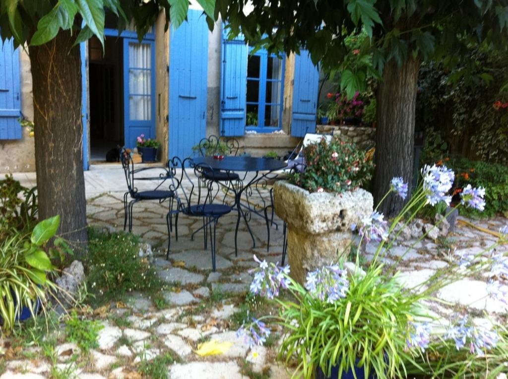 Aux Pots Bleus Bed & Breakfast Nissan-lez-Enserune Екстериор снимка