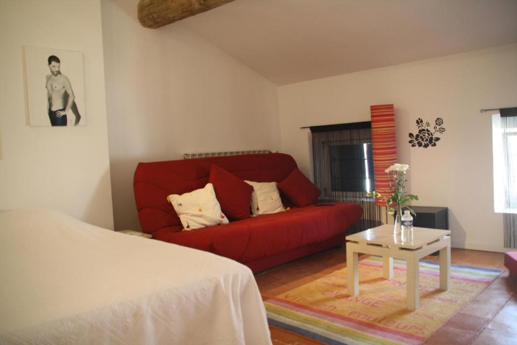 Aux Pots Bleus Bed & Breakfast Nissan-lez-Enserune Стая снимка
